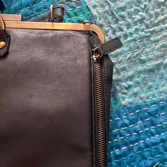 La Flore Paris Bobobark Handbag/Backpack - Picture 13 of 16